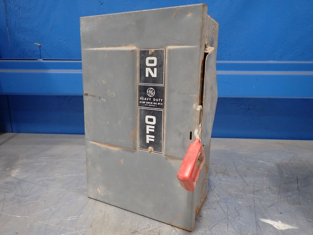 General Electric Heavy Duty Breaker Box