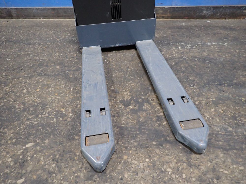 Toyota Electric Pallet Jack