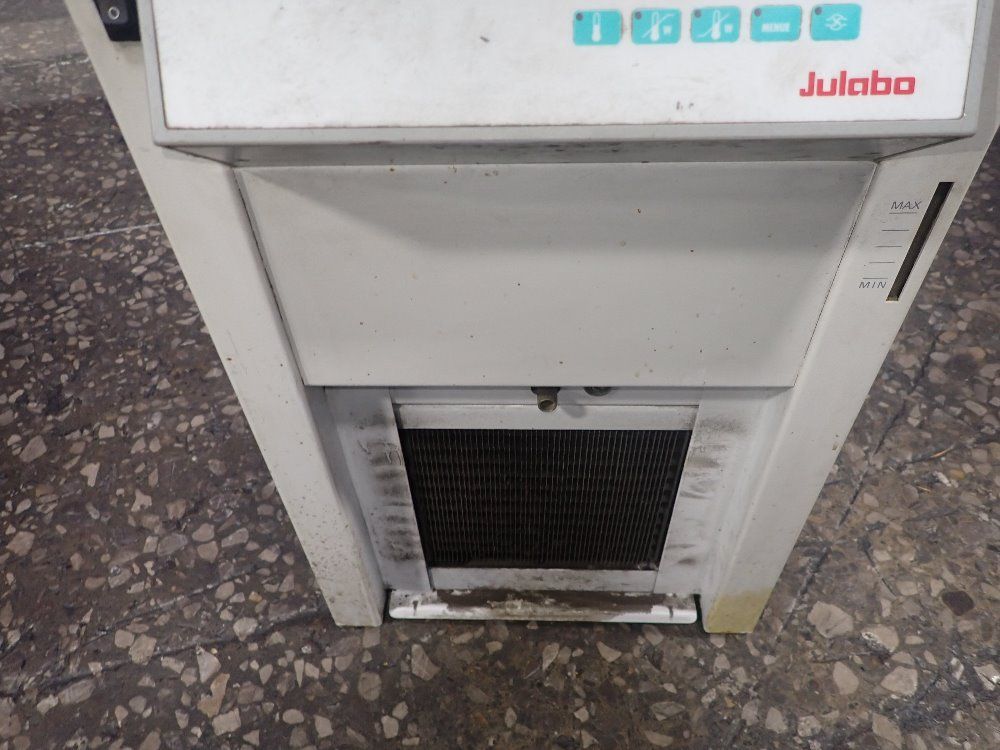 Julabo Recirculating Cooler - Fe500