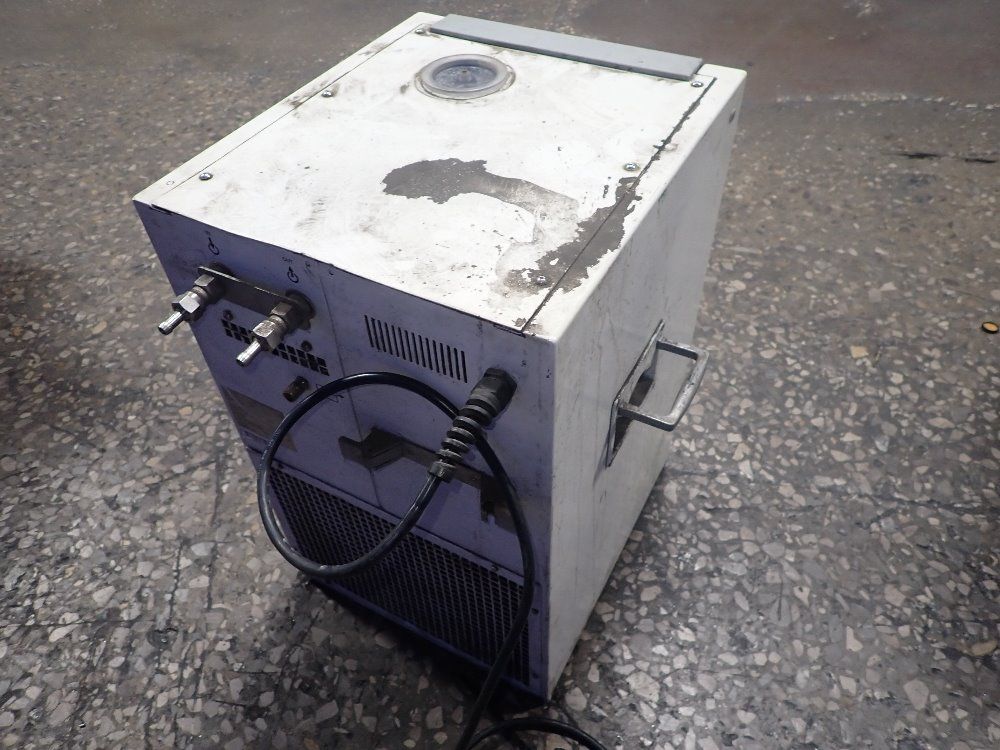 Julabo Recirculating Cooler - Fe500