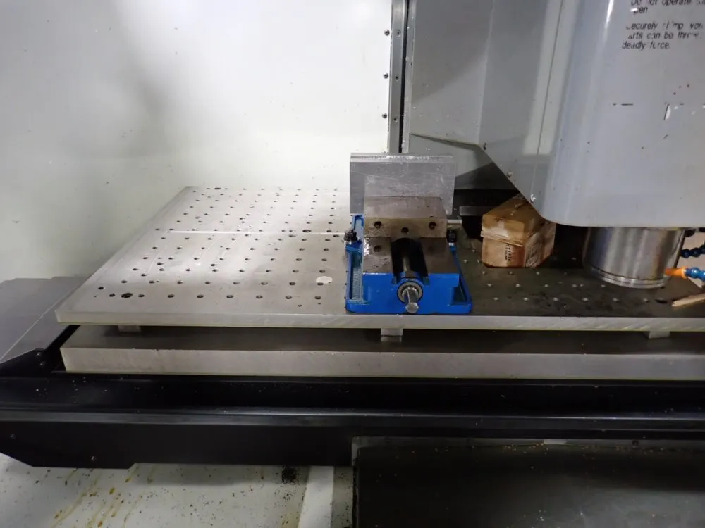 Haas 2004 Haas Vf5b40 Cnc Vmc