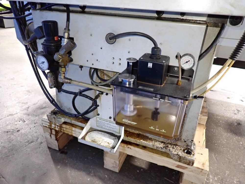 Haas 2000 Haas Vf0 Cnc Vmc
