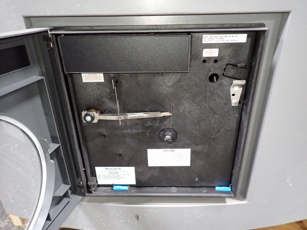 Testequity  Testequity  1007h Temperaturehumidity Chamber