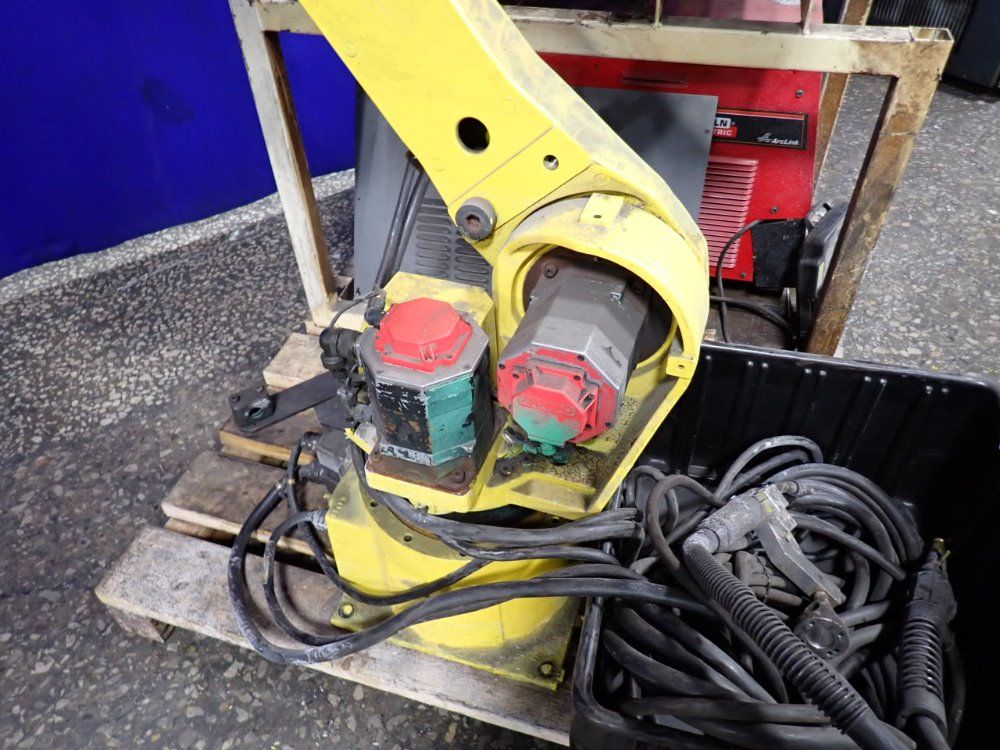 Fanuc Fanuc Arcmate 120ib Robot