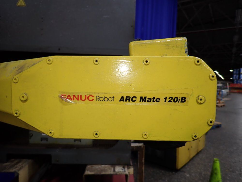 Fanuc Fanuc Arcmate 120ib Robot