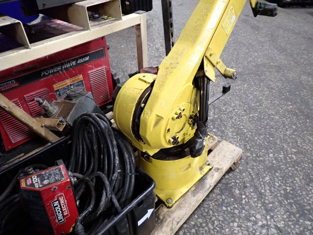 Fanuc Fanuc Arcmate 120ib Robot