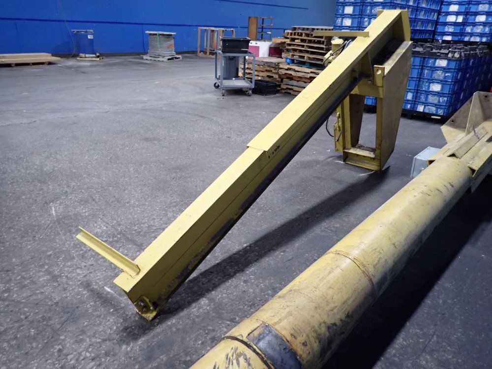 Reliance Crane Reliance Crane 1 Ton Jib Crane