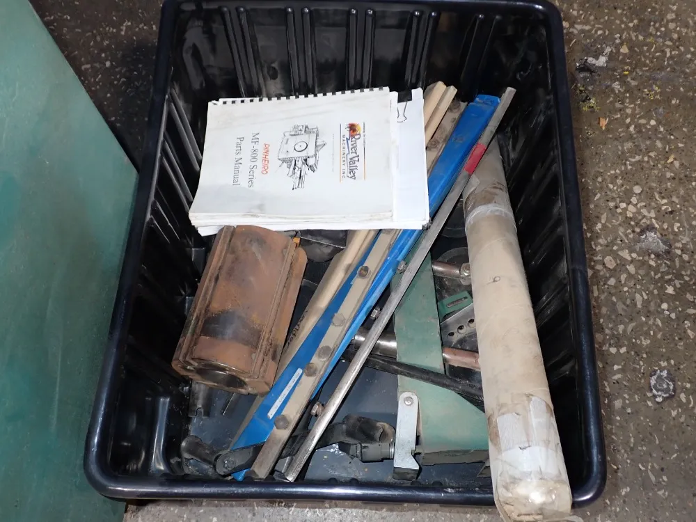 Pinheiro 24" 24" Planer