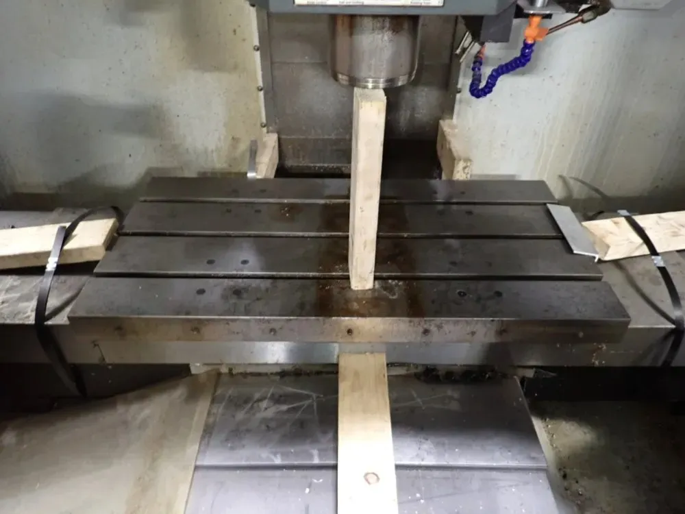 Haas 2010 Haas Vf2ssyt Cnc Vmc
