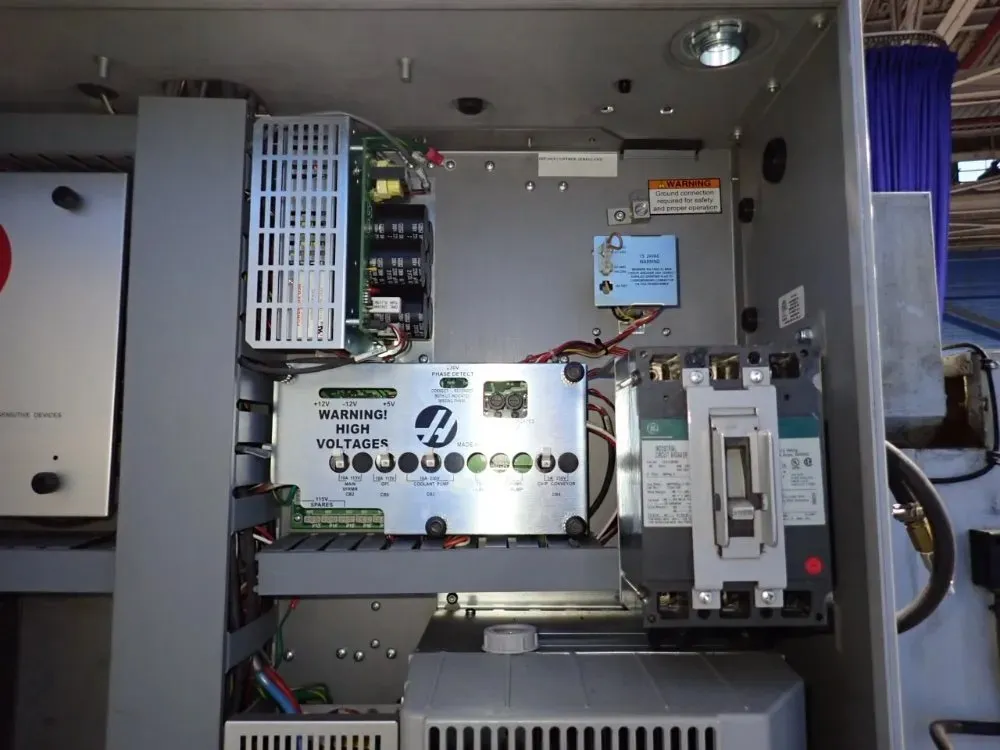 Haas 2010 Haas Vf2ssyt Cnc Vmc