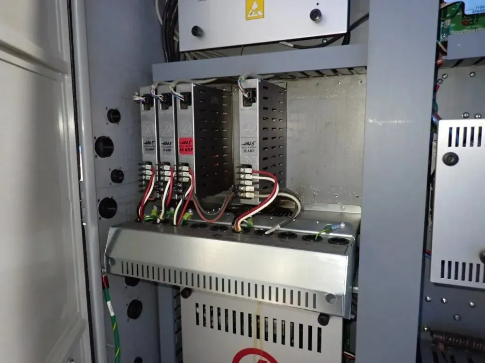 Haas 2010 Haas Vf2ssyt Cnc Vmc
