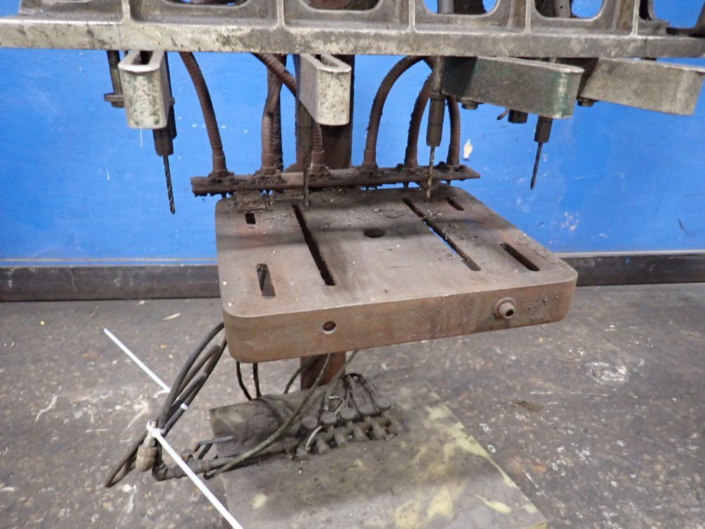 Clausing 8" Drill Press - 1800