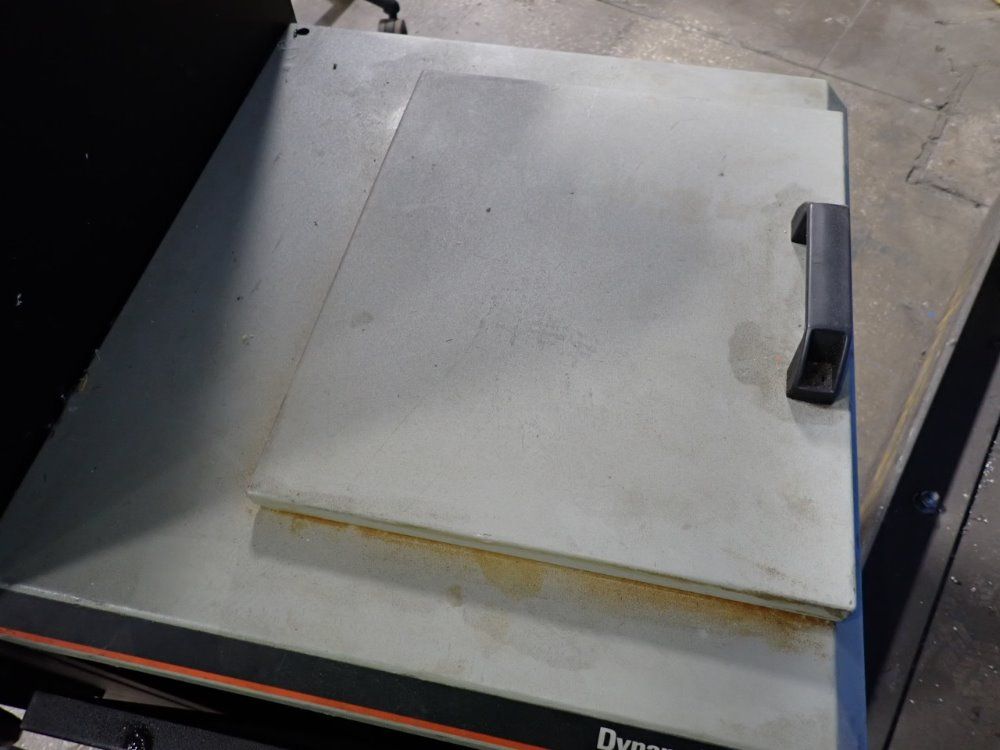 Itw Dynatec 2000 Itw Dynatec M35ab12z058d Hot Melt Machine