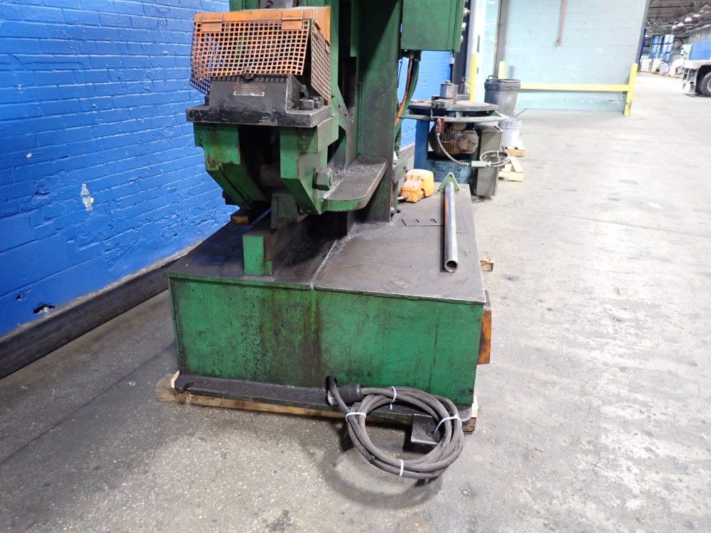 Hill Acme 7a Iron Worker - 7a