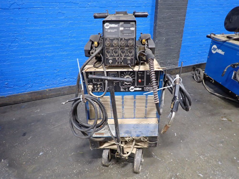 Miller Miller Deltaweld 451 Welder