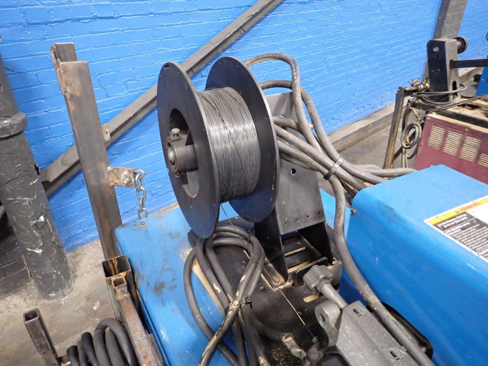 Miller Miller Deltaweld 652 Welder