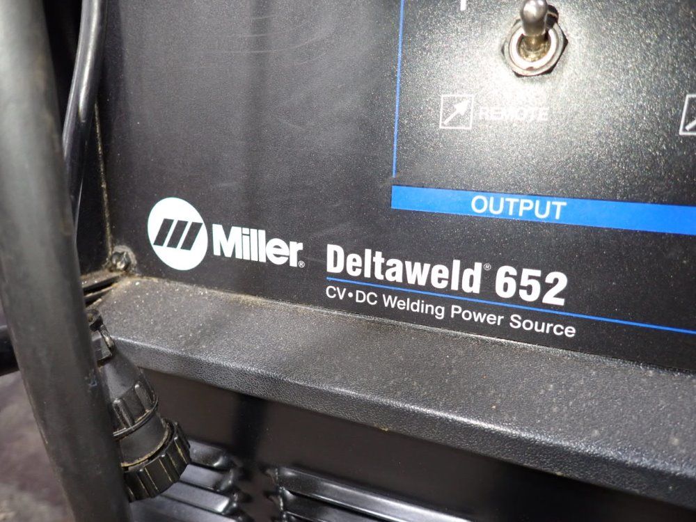 Miller Miller Deltaweld 652 Welder