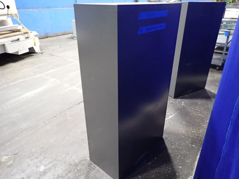 Global 5 Drawers / 16" X 32 1/2" File Cabinet