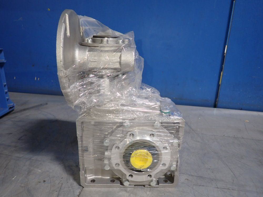 Bonfigioli 30:1 Gear Reducer - Vf30p140