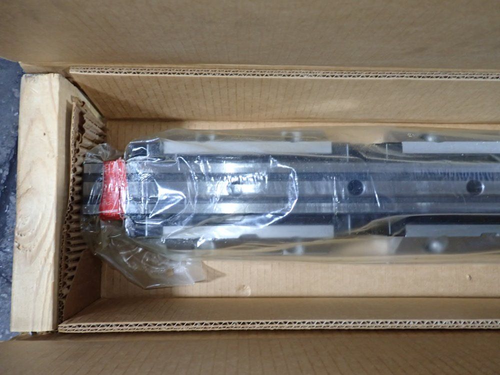 Thk 32" Linear Slide