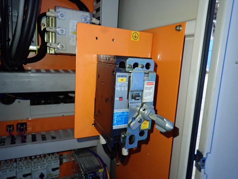 Daewoo 2004 Daewoo Puma 240m Cnc Lathe
