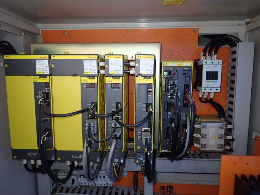 Daewoo 2004 Daewoo Puma 240m Cnc Lathe