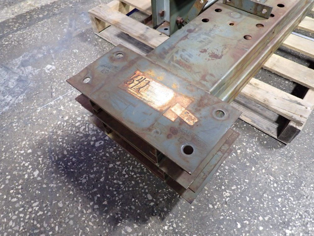 6 Arms (36") Cantilever Racks