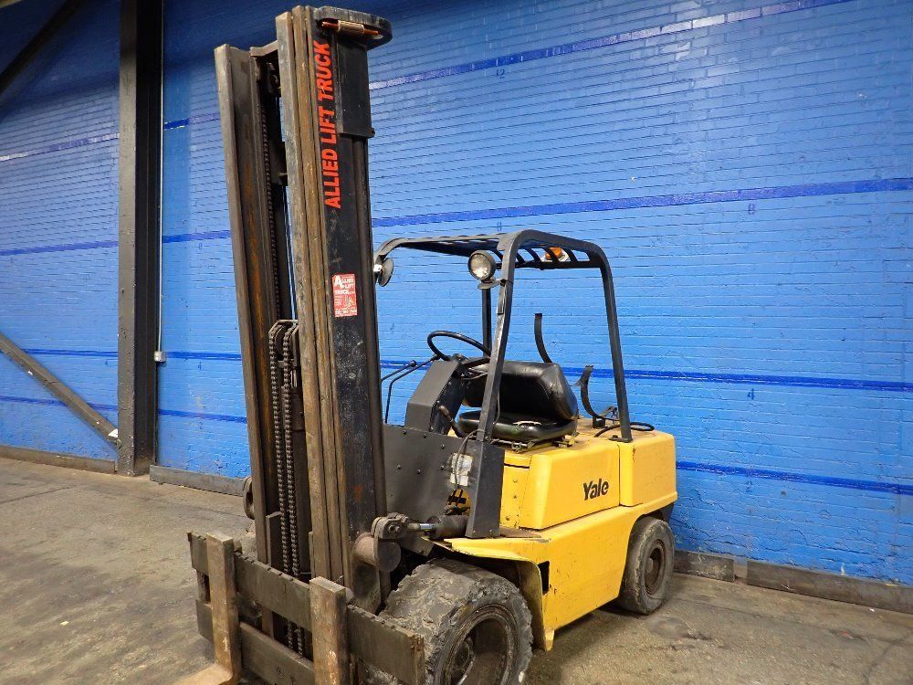 Yale Est. 7000 Lbs Propane Forklift