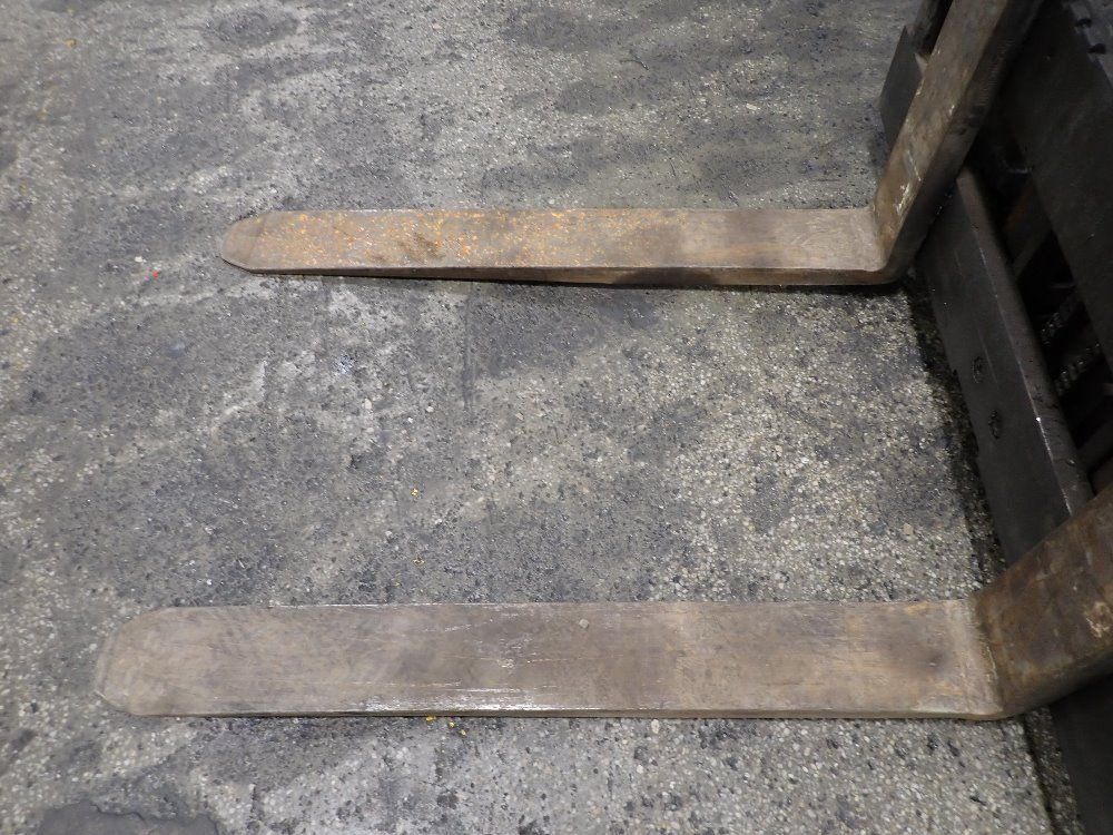 Yale Est. 7000 Lbs Propane Forklift