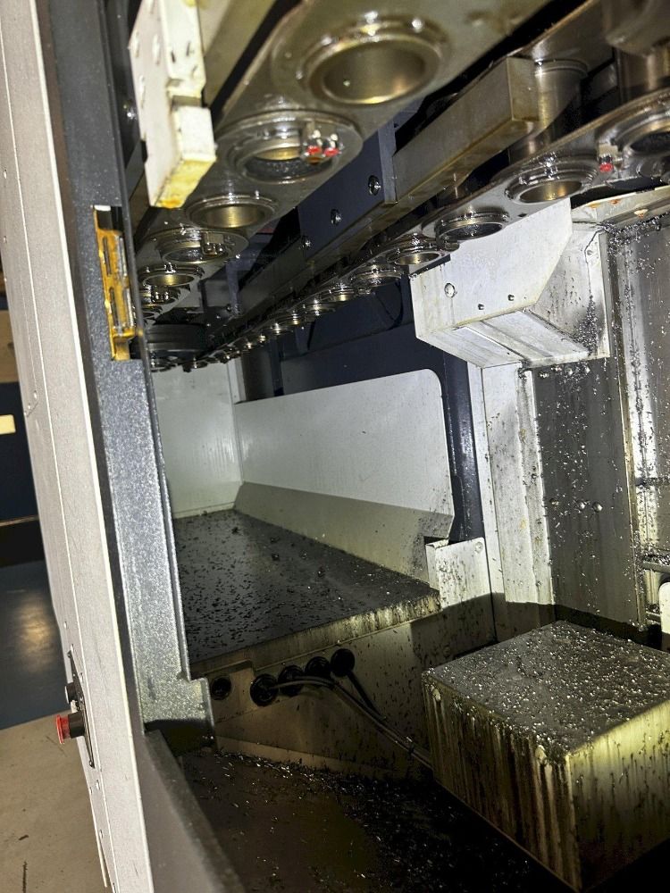 Okk Vp400 Vertical Machining Center