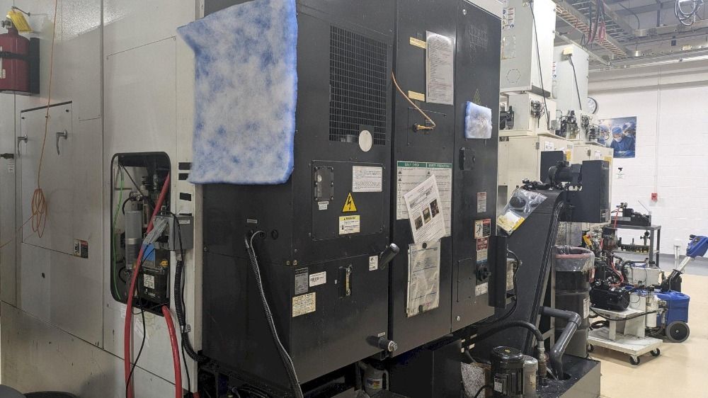 Okk Vp400 Vertical Machining Center