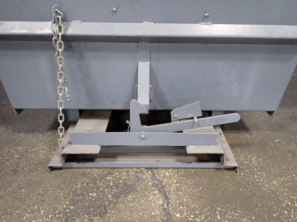 Mccullough Industries Self Dumping Hopper