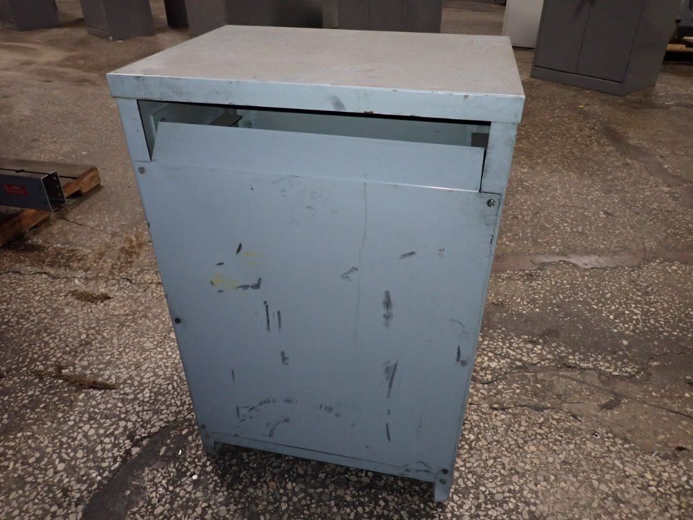 Challenger 75 Kva Transformer - 752-415