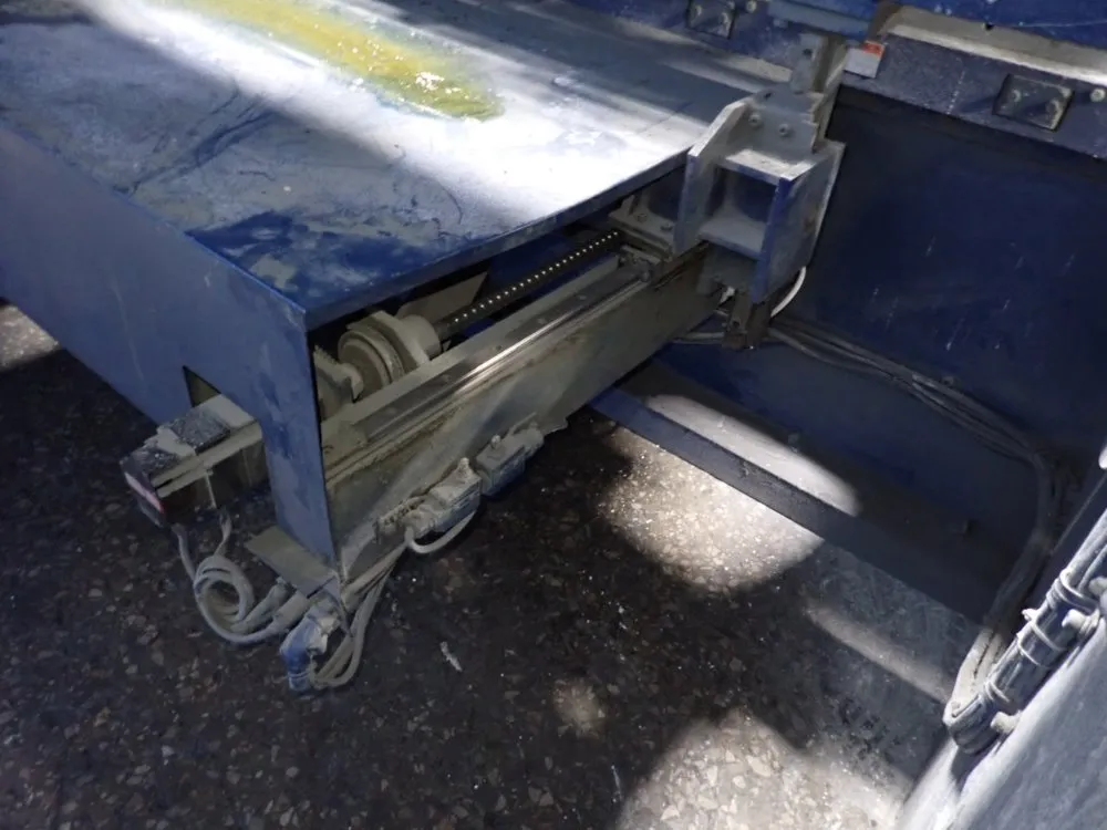 Komatsu 122" X 176 Ton 1994 Komatsu Phs 160x310 Press Brake - Phs 160x310