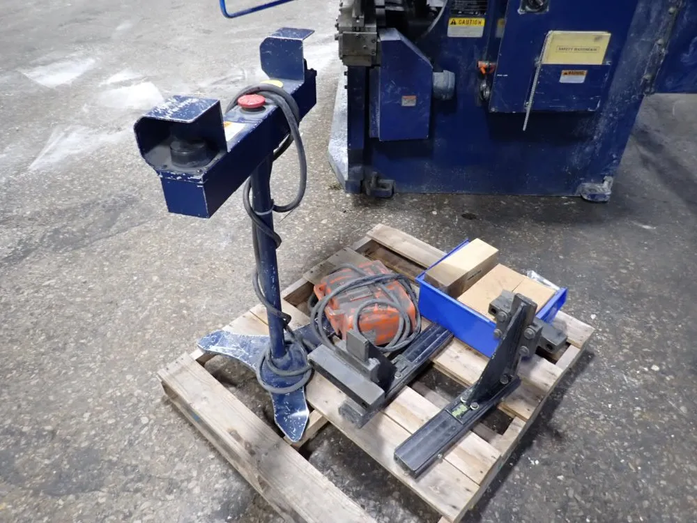 Komatsu 122" X 176 Ton 1994 Komatsu Phs 160x310 Press Brake - Phs 160x310