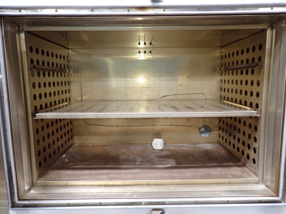 Blue M Oven
