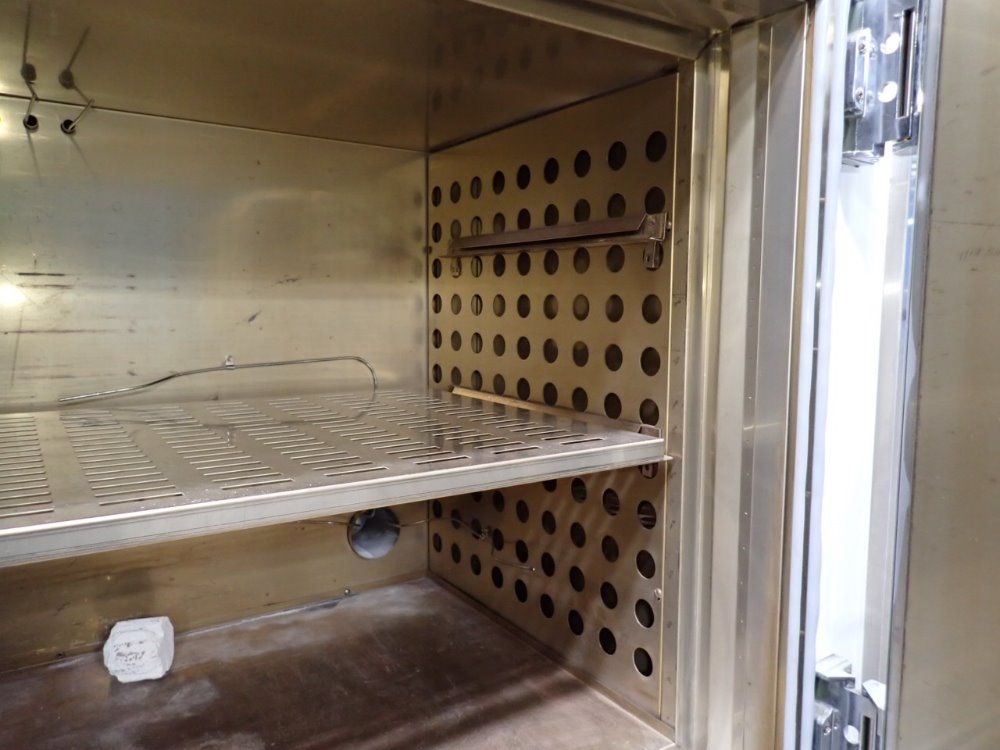 Blue M Oven