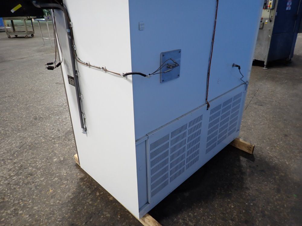 Blue M Oven