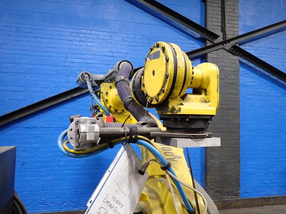 Fanuc 2012 Fanuc  R2000ib 210f