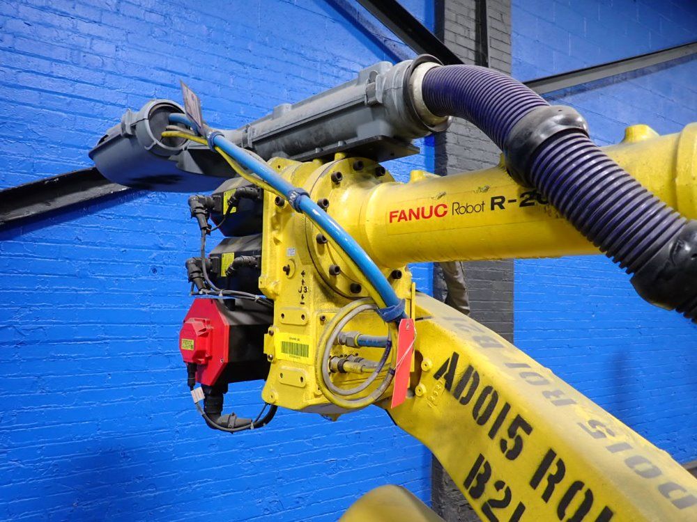 Fanuc 2012 Fanuc  R2000ib 210f