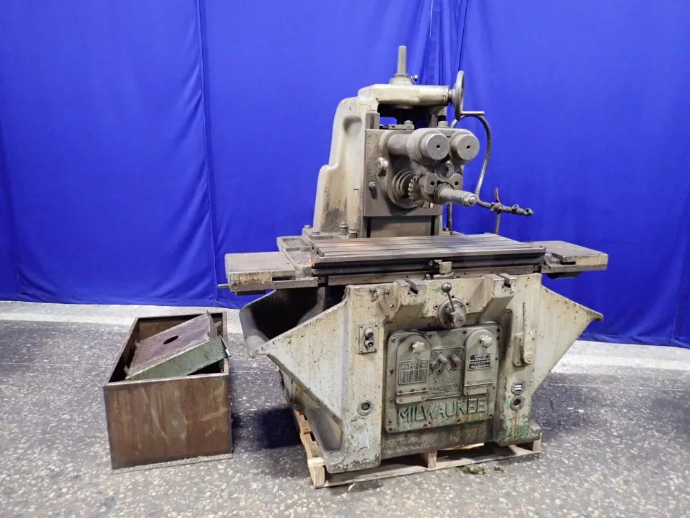 Kearney  Trecker Kearney  Trecker M18 Horizontal Mill