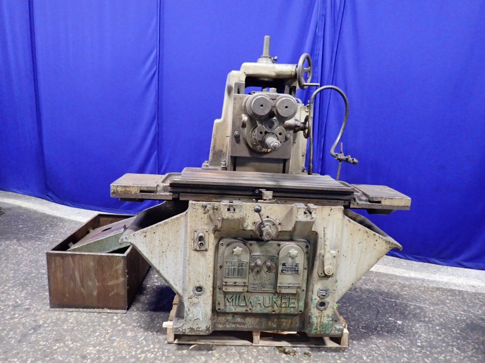 Kearney  Trecker Kearney  Trecker M18 Horizontal Mill
