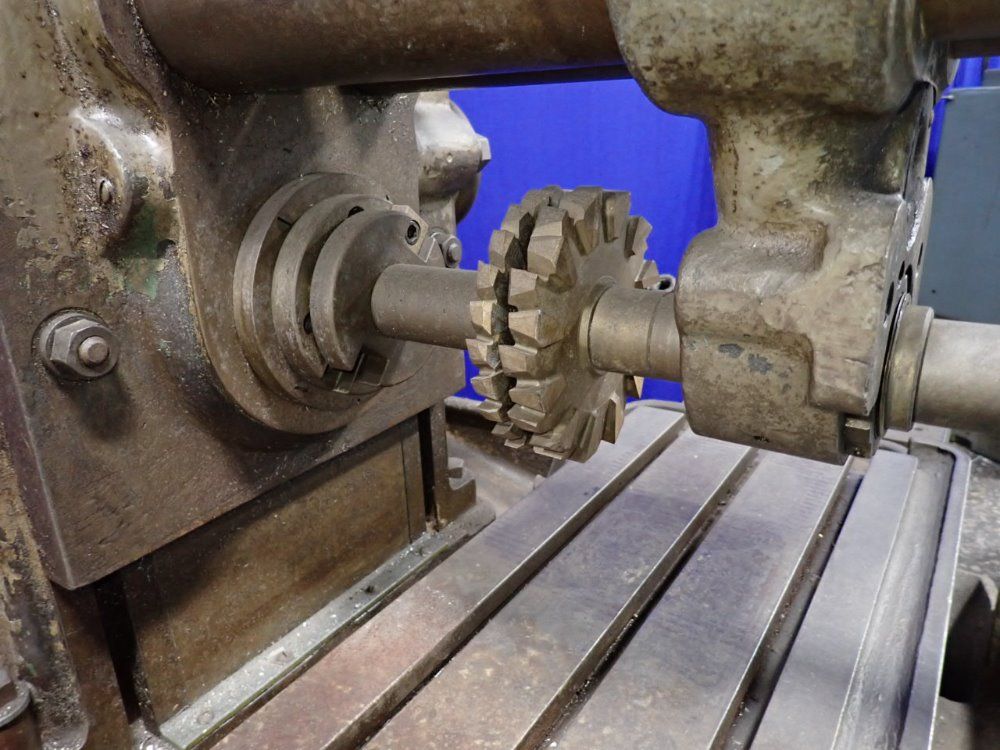 Kearney  Trecker Kearney  Trecker M18 Horizontal Mill