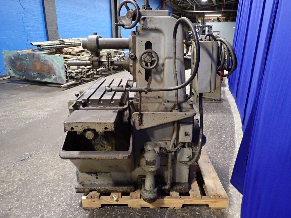 Kearney  Trecker Kearney  Trecker M18 Horizontal Mill