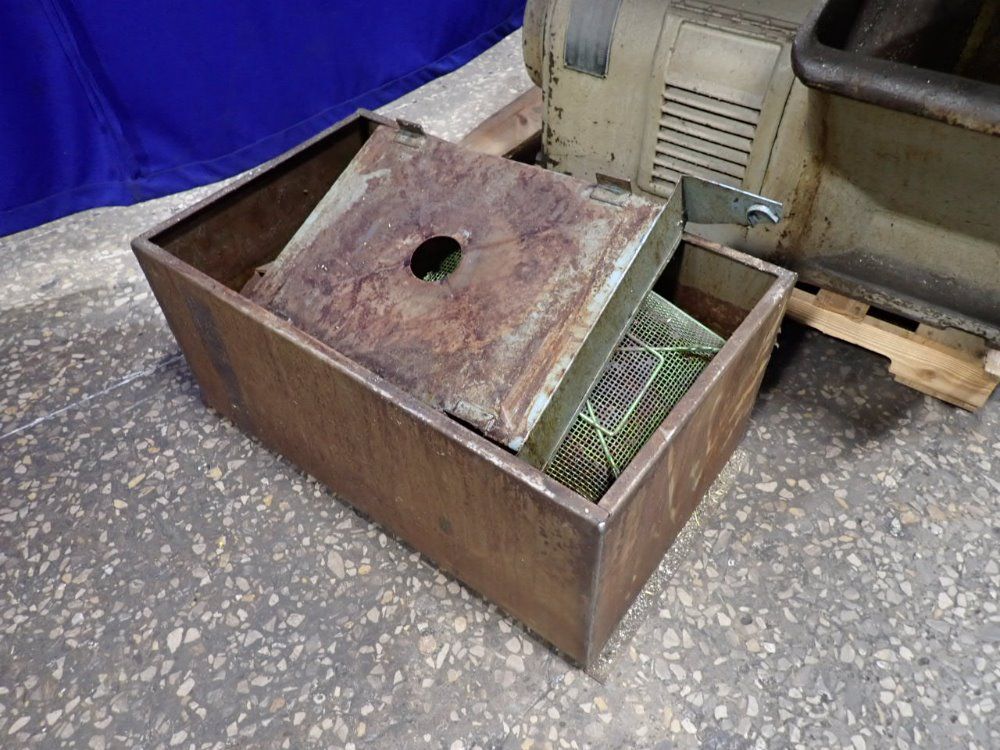 Kearney  Trecker Kearney  Trecker M18 Horizontal Mill
