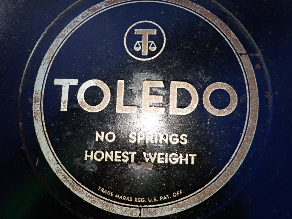 Toledo Scale Company Scale