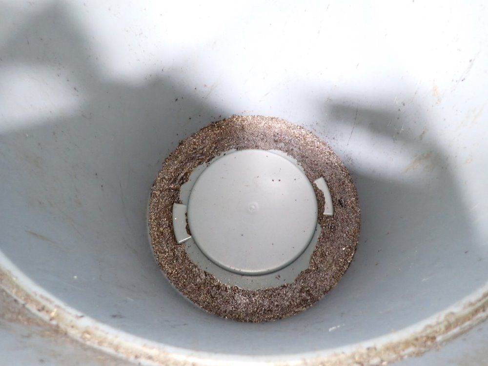 Uline Trash Cans