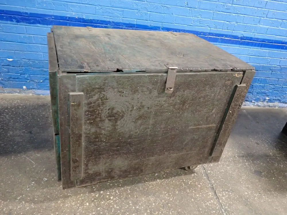 37"x24"x23" Storage Crate