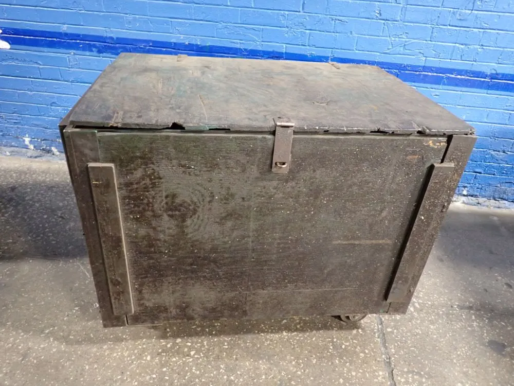 37"x24"x23" Storage Crate