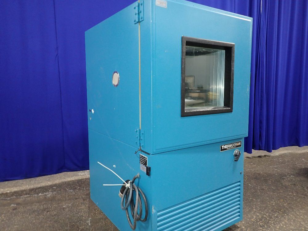 Thermotron Thermotron Sm16c Temperature Chamber